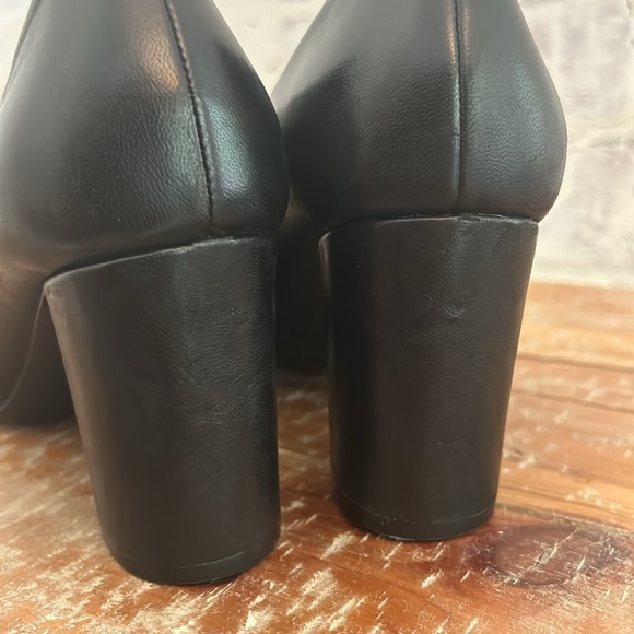 Vionic Mariana Women’s Size 7 Black Block Heel Pumps Leather Classic Comfort - Picture 12 of 12